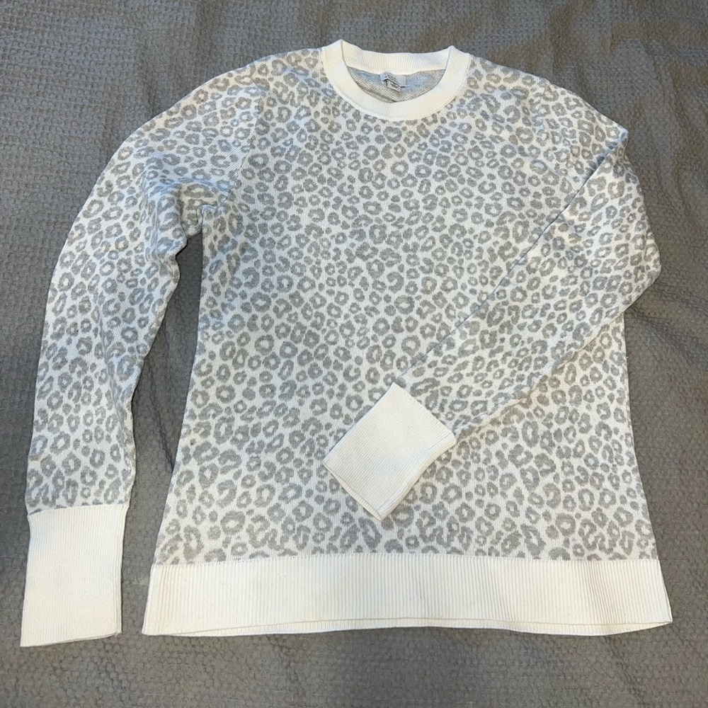 Leopard Print Sweater - image 1